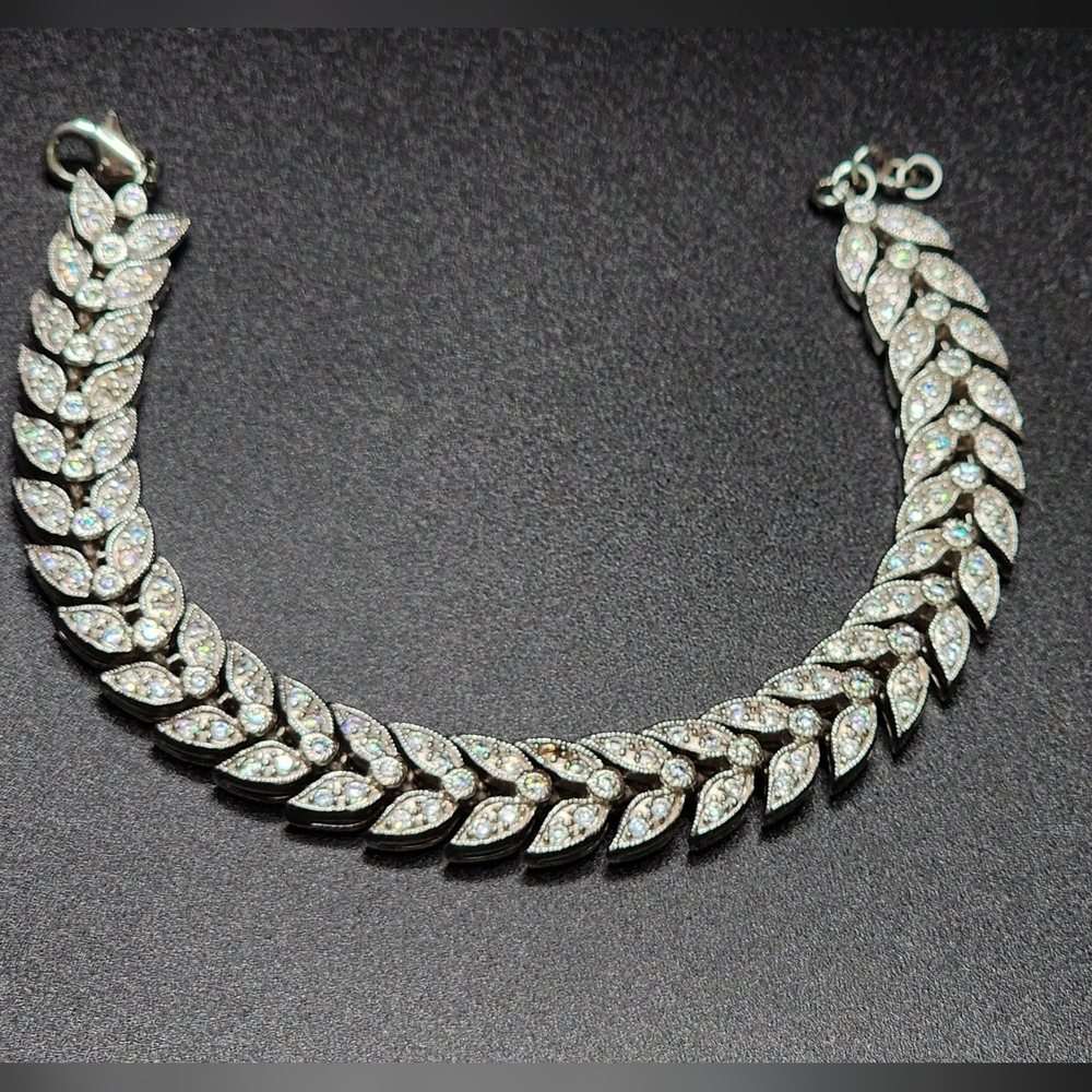 Elegant Italian Silver Leaf Bracelet